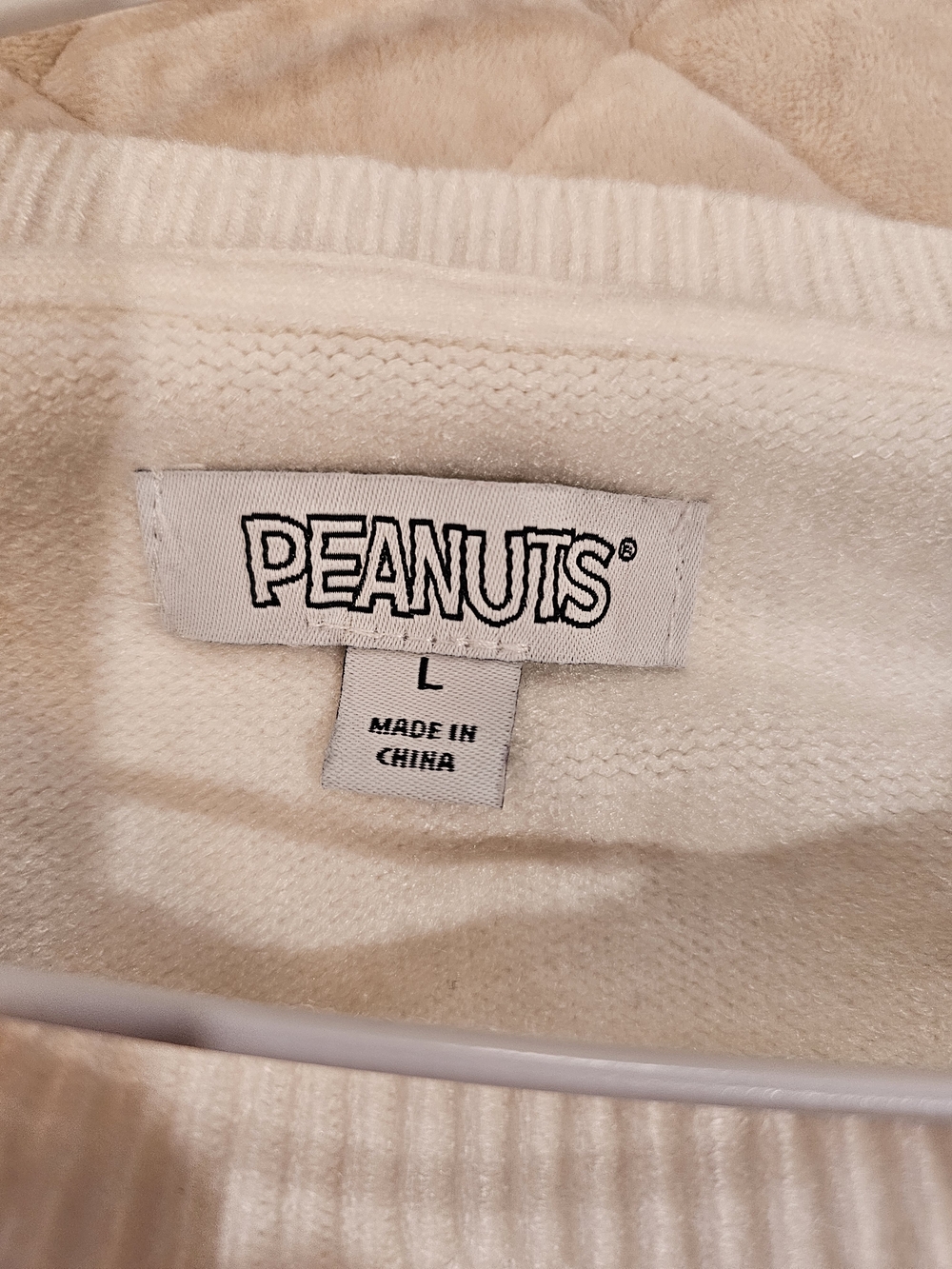 Peanuts Cream Snoopy Heart Crewneck Sweater - Picture 2 of 4